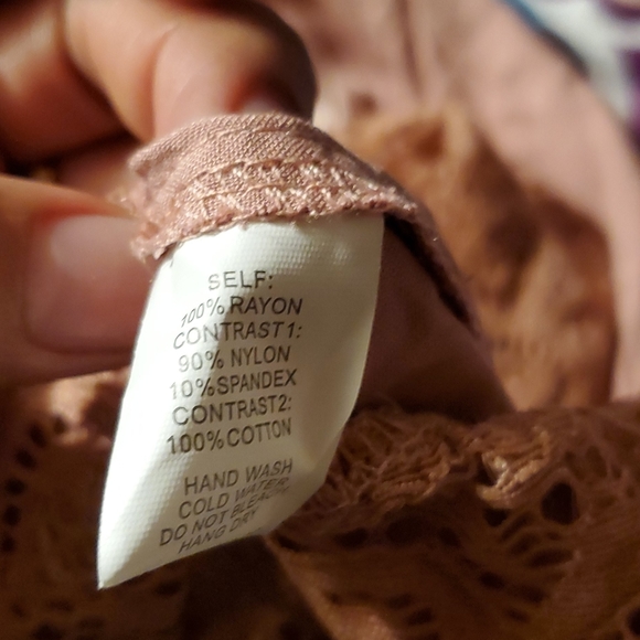 💕Ambiance lace romper 💕 - Picture 4 of 4